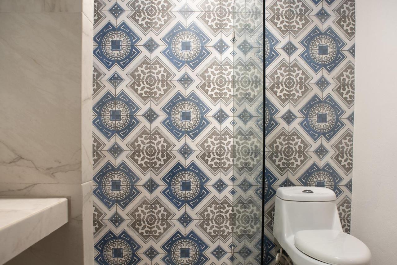 Hotel Mayari Holbox Exteriör bild Bathroom tiles