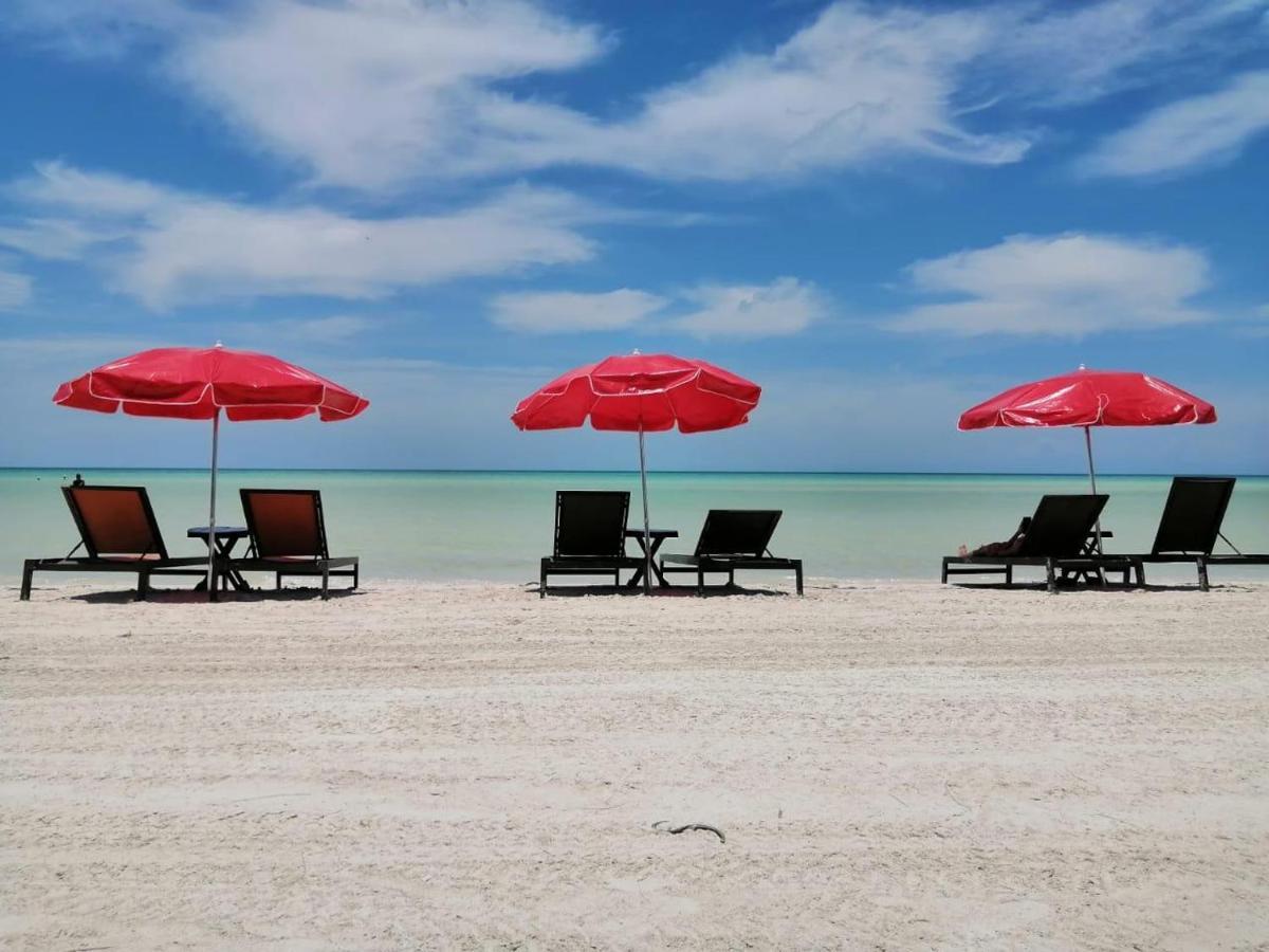Hotel Mayari Holbox Exteriör bild Beach at the Grand Palladium Resort and Spa