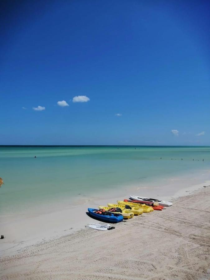 Hotel Mayari Holbox Exteriör bild Beach at Cayo Largo del Sur
