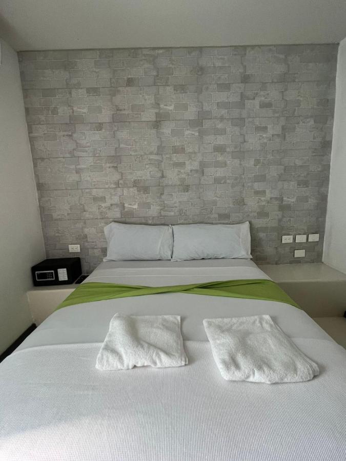 Hotel Mayari Holbox Exteriör bild A bedroom at the hotel