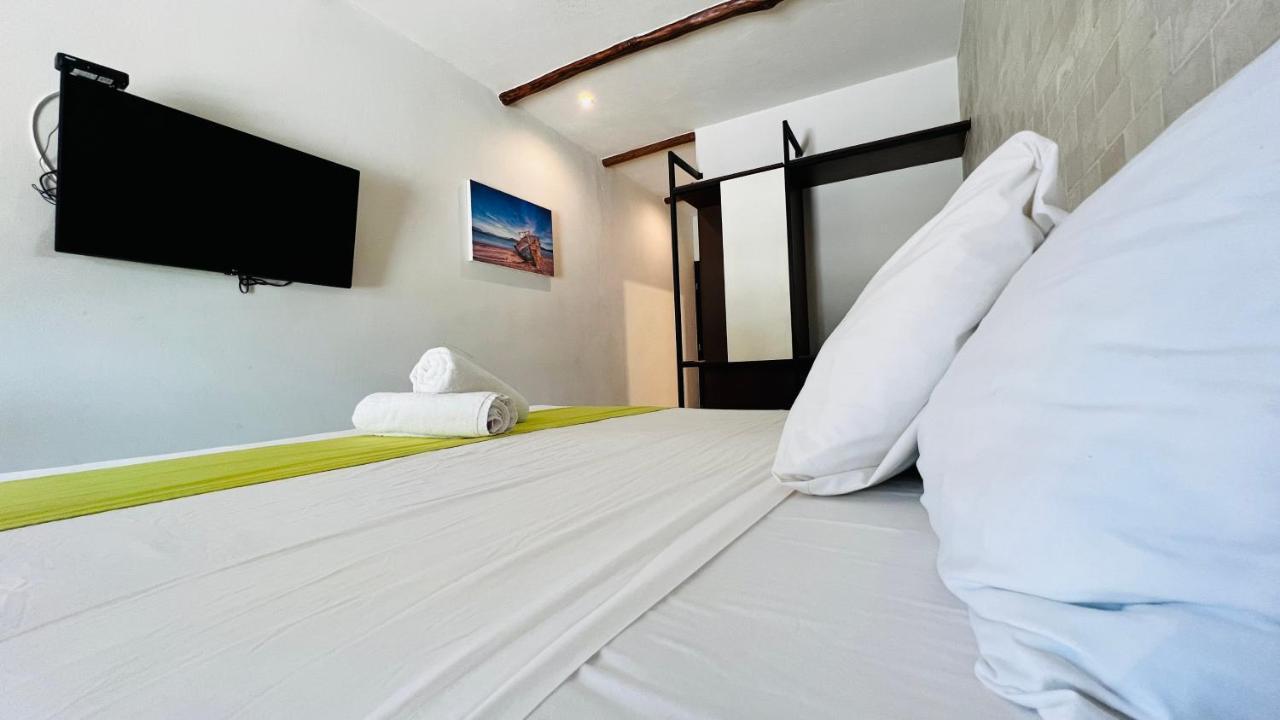 Hotel Mayari Holbox Exteriör bild A room at the hotel